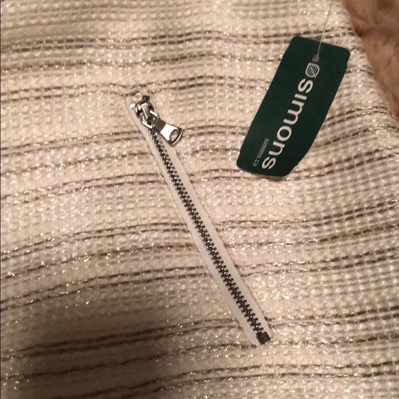 Skirt - Picture 3 of 3